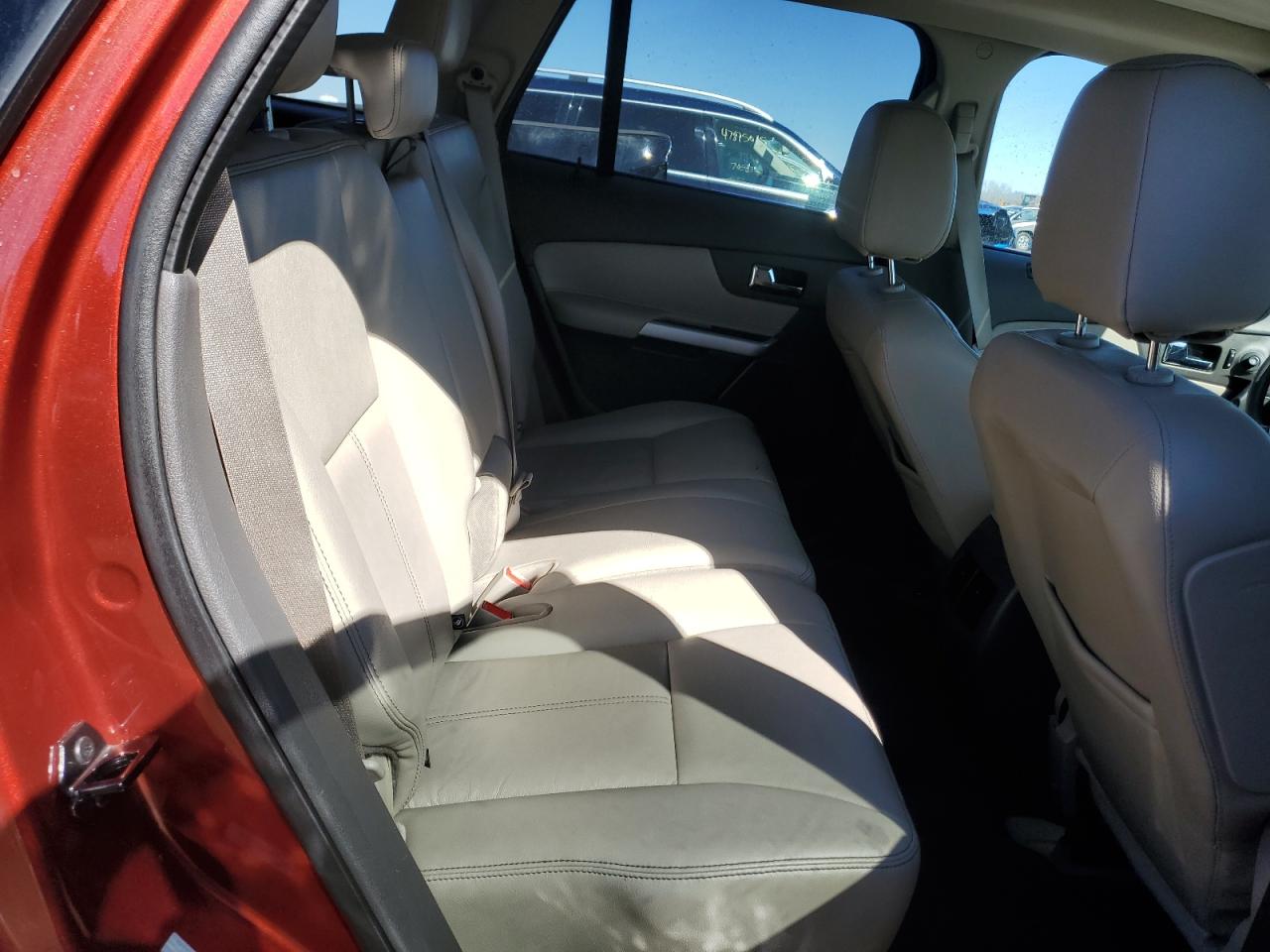 2014 Ford Edge - Image 11