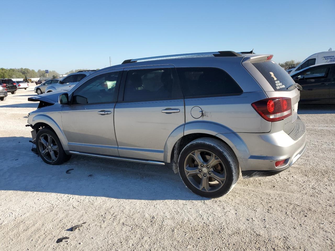 2016 Dodge Journey - Image 2