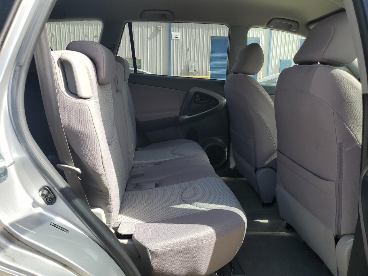 2008 Toyota RAV 4 - Image 11