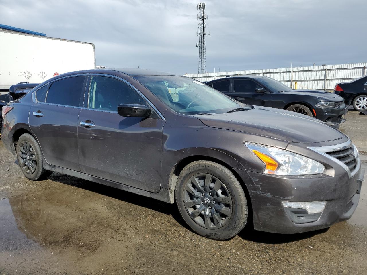 2015 Nissan Altima - Image 4
