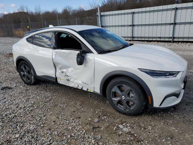  FORD MUSTANG 2021 Белый
