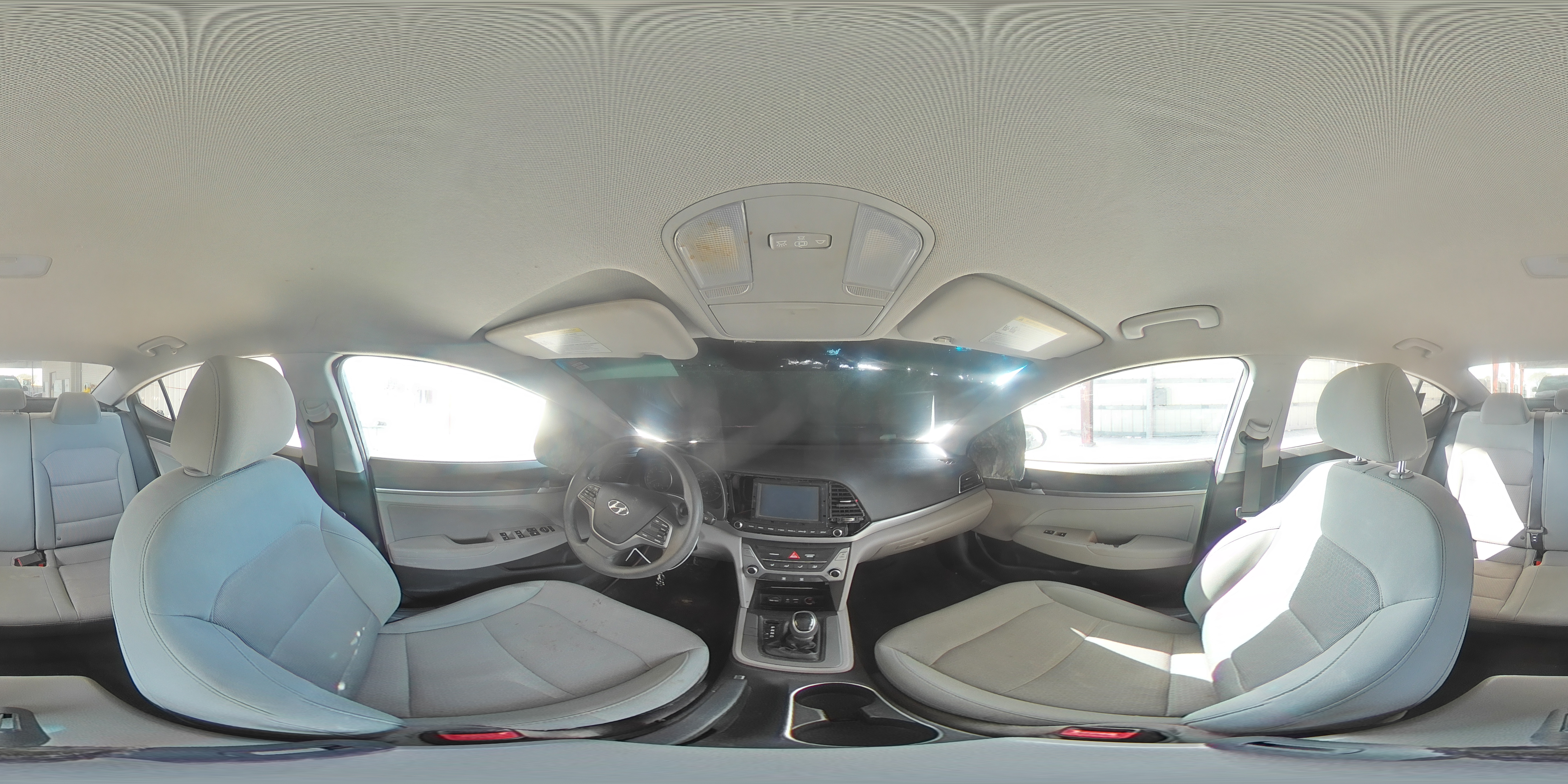 2017 Hyundai Elantra - Image 15