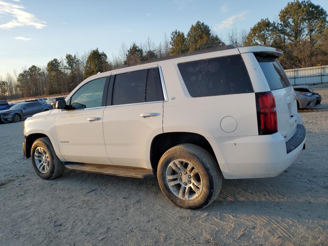 2020 Chevrolet Tahoe - Image 2