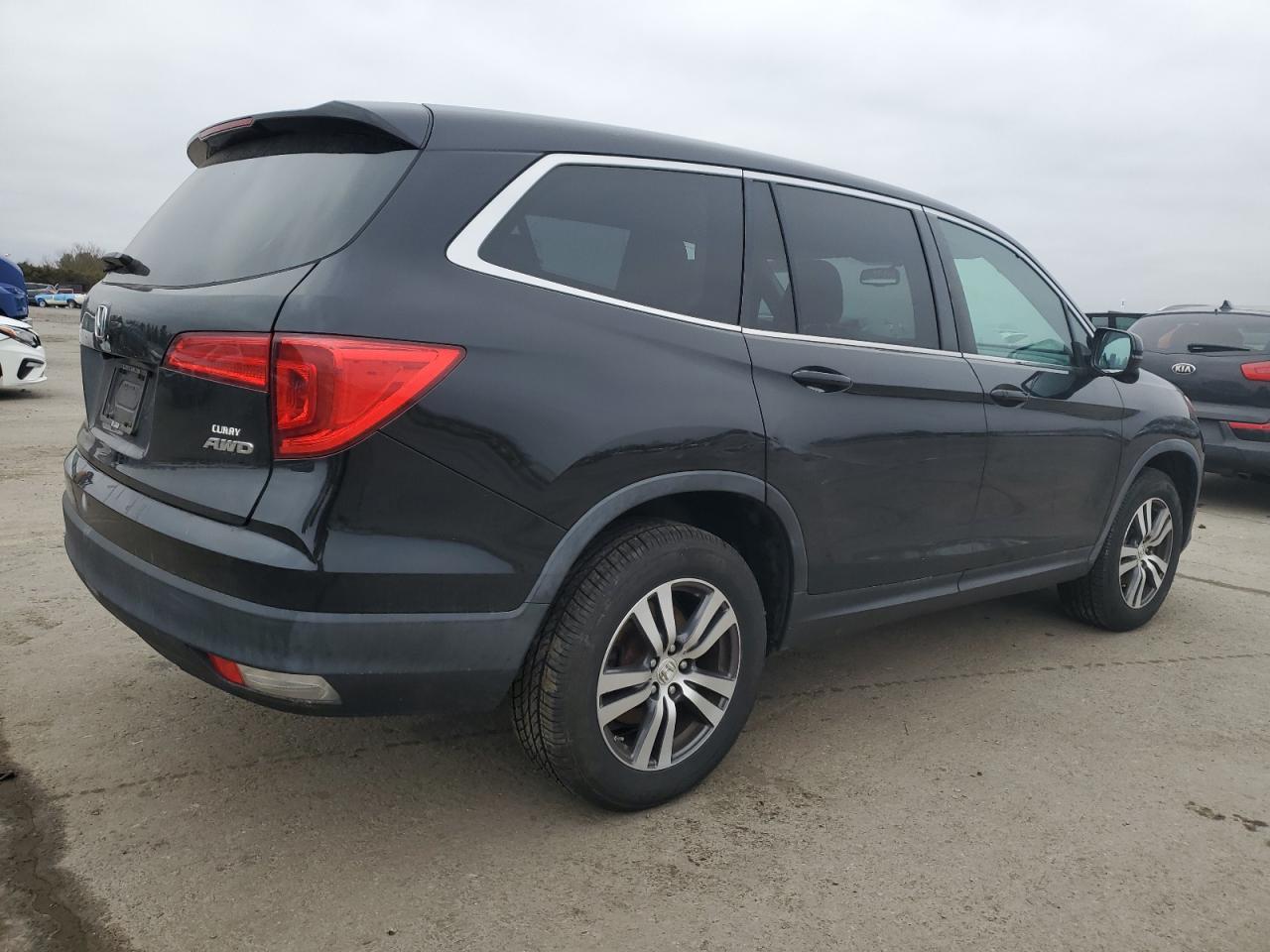 2016 Honda Pilot - Image 3
