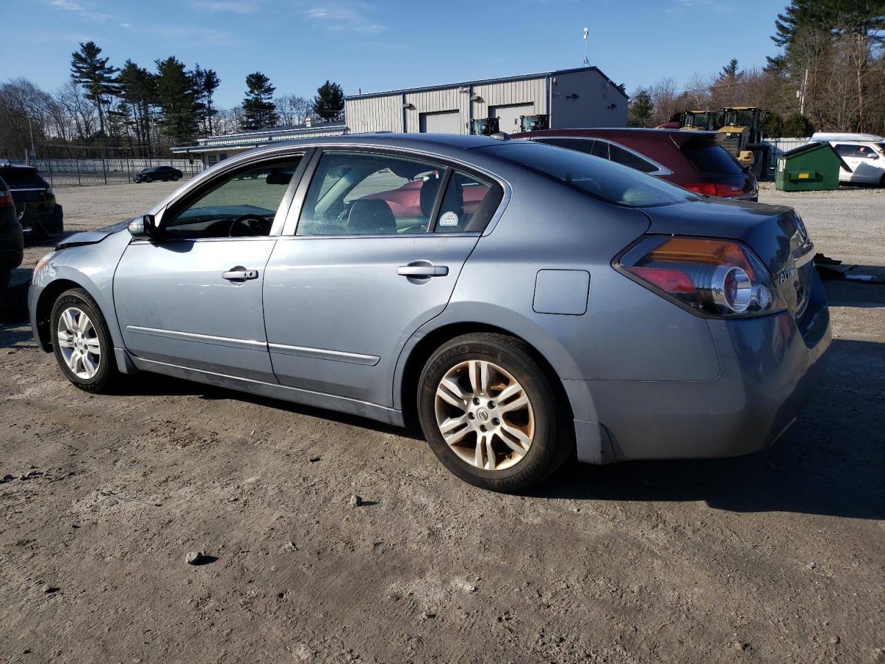 2012 Nissan Altima - Image 2