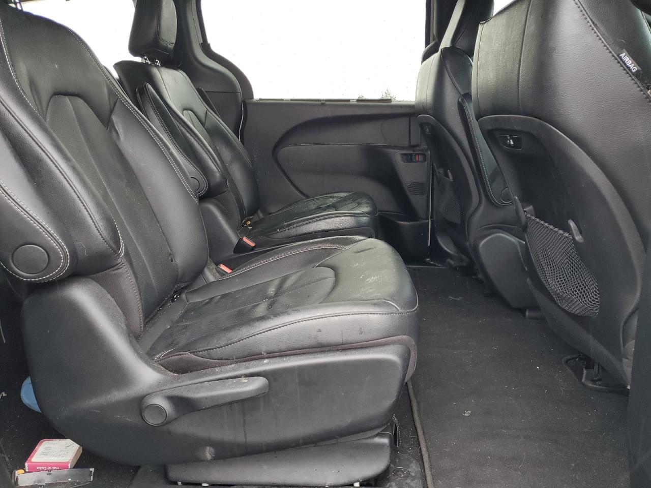 2021 Chrysler Pacifica - Image 11