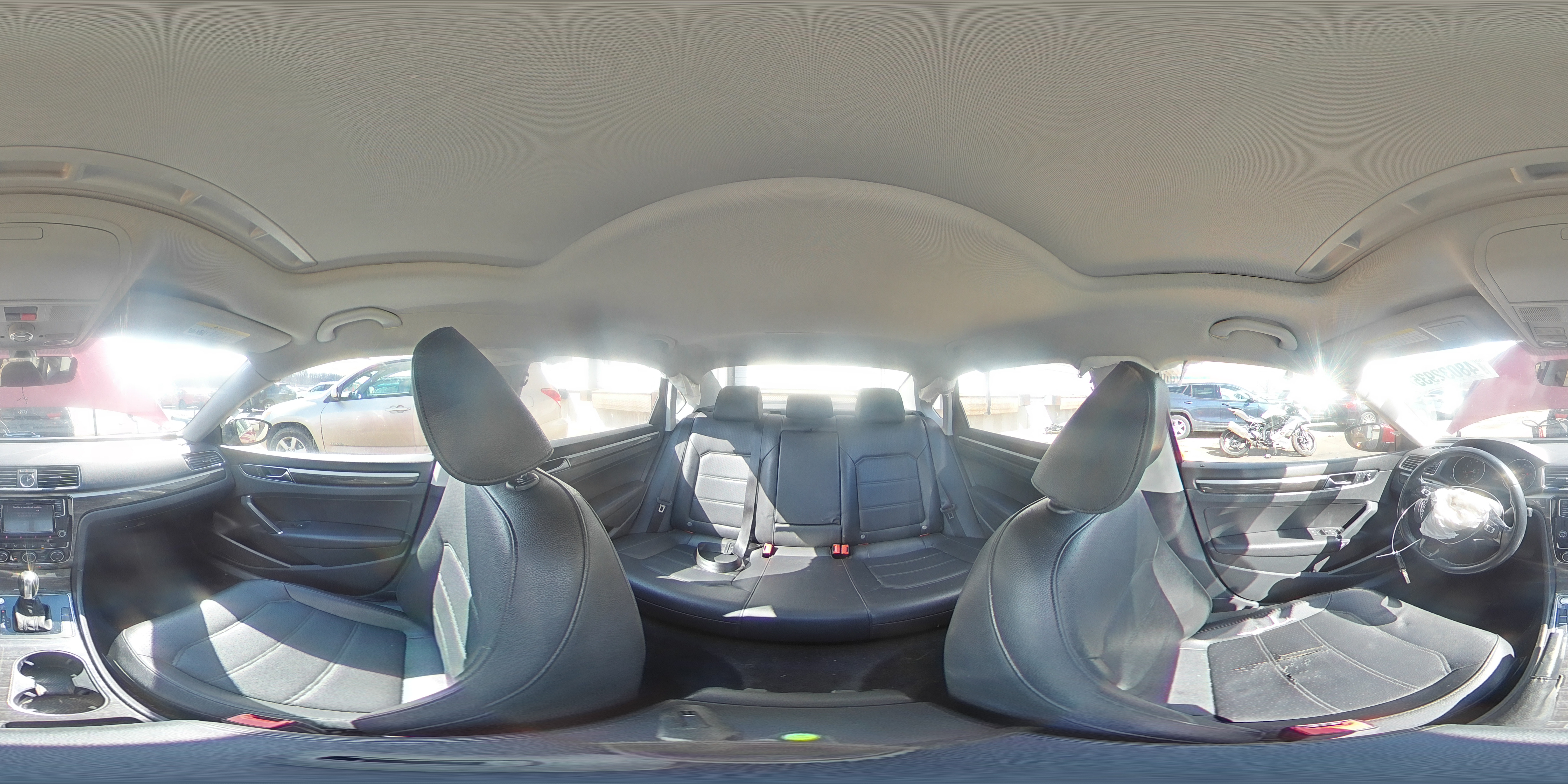 2016 Volkswagen Passat - Image 12