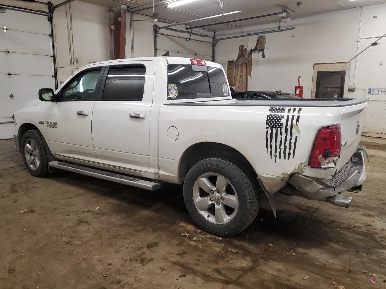 2015 RAM 1500 - Image 2