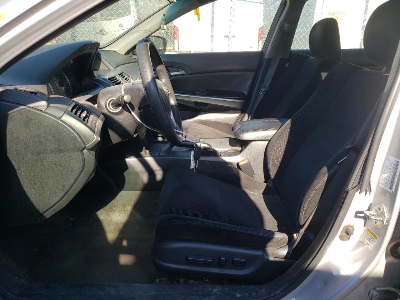 2009 Honda Accord - Image 7