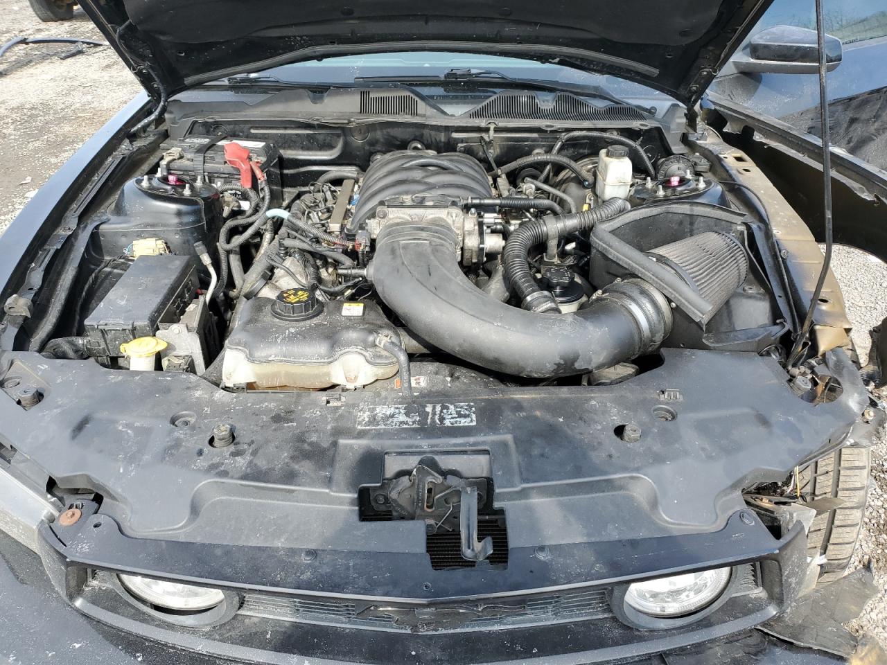 2010 Ford Mustang - Image 11
