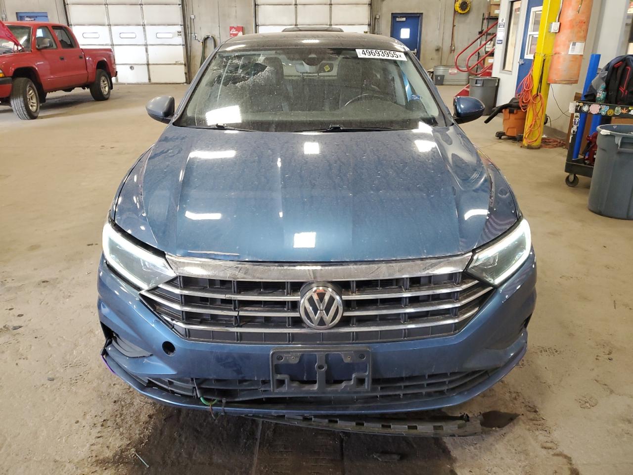 2019 Volkswagen Jetta - Image 5