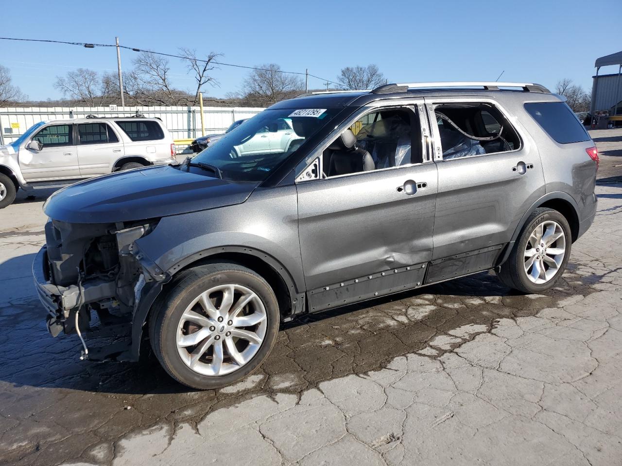 2015 Ford Explorer - Image 1