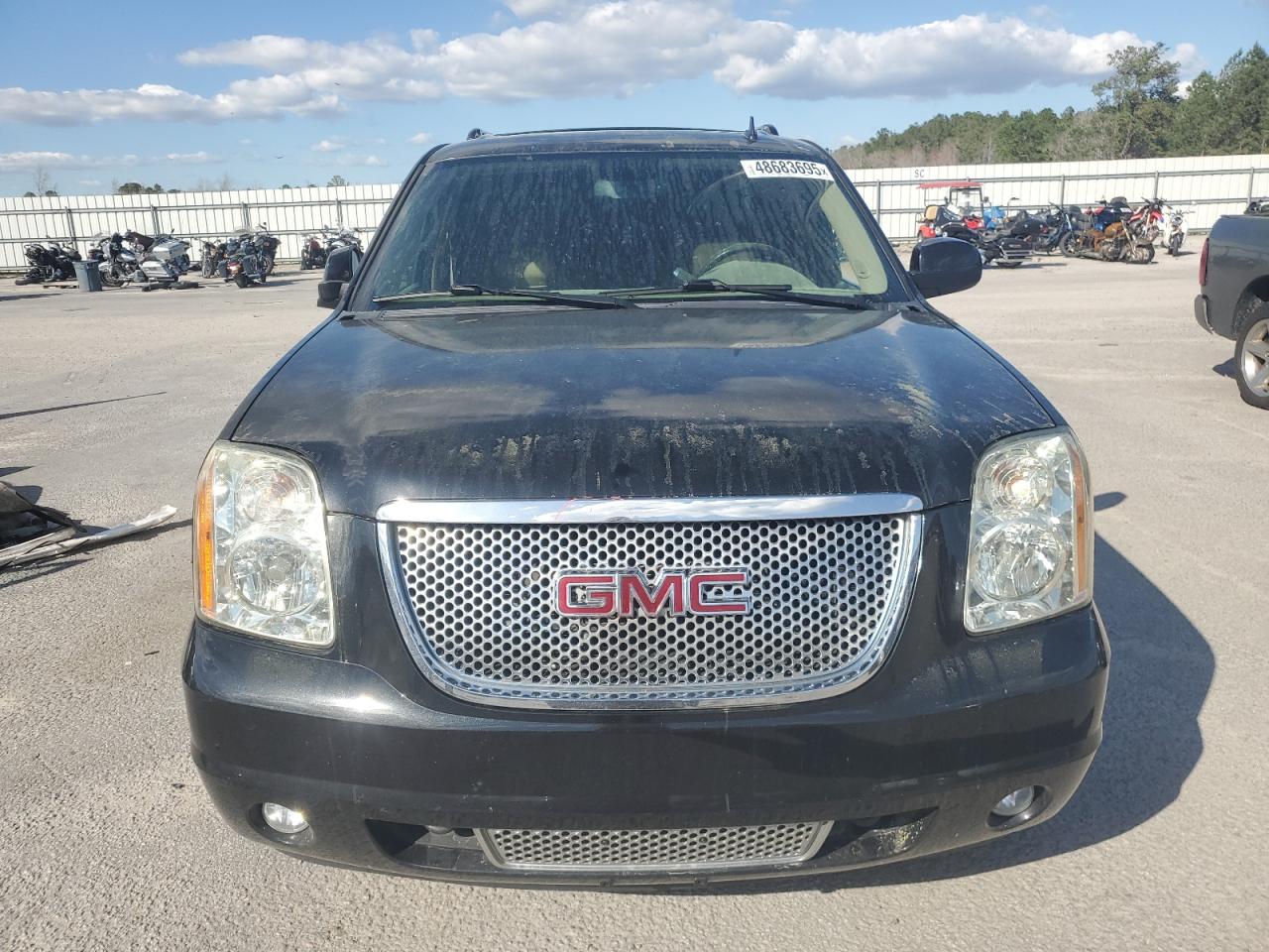 2013 GMC Yukon - Image 5