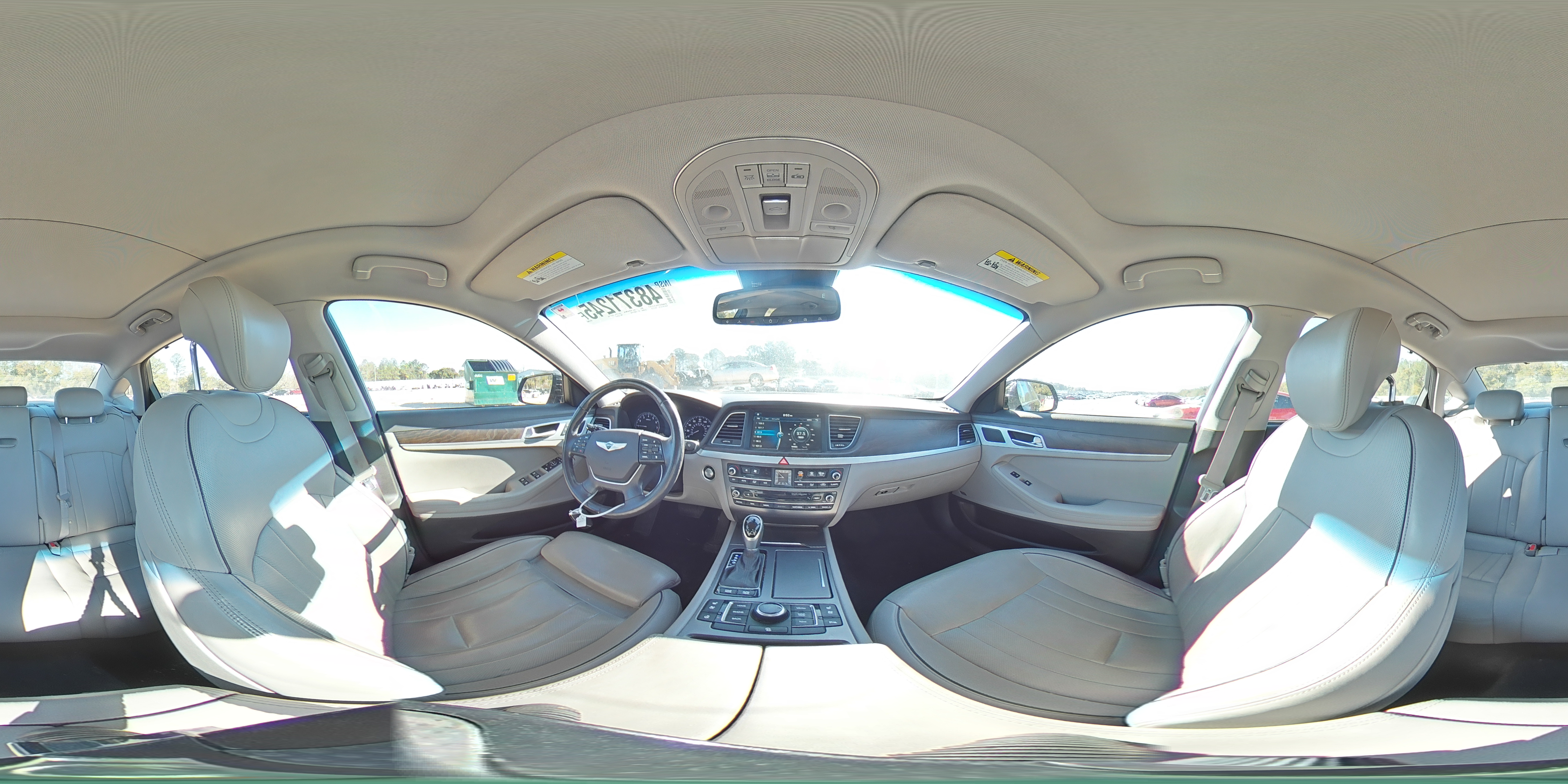 2015 Hyundai Genesis - Image 13