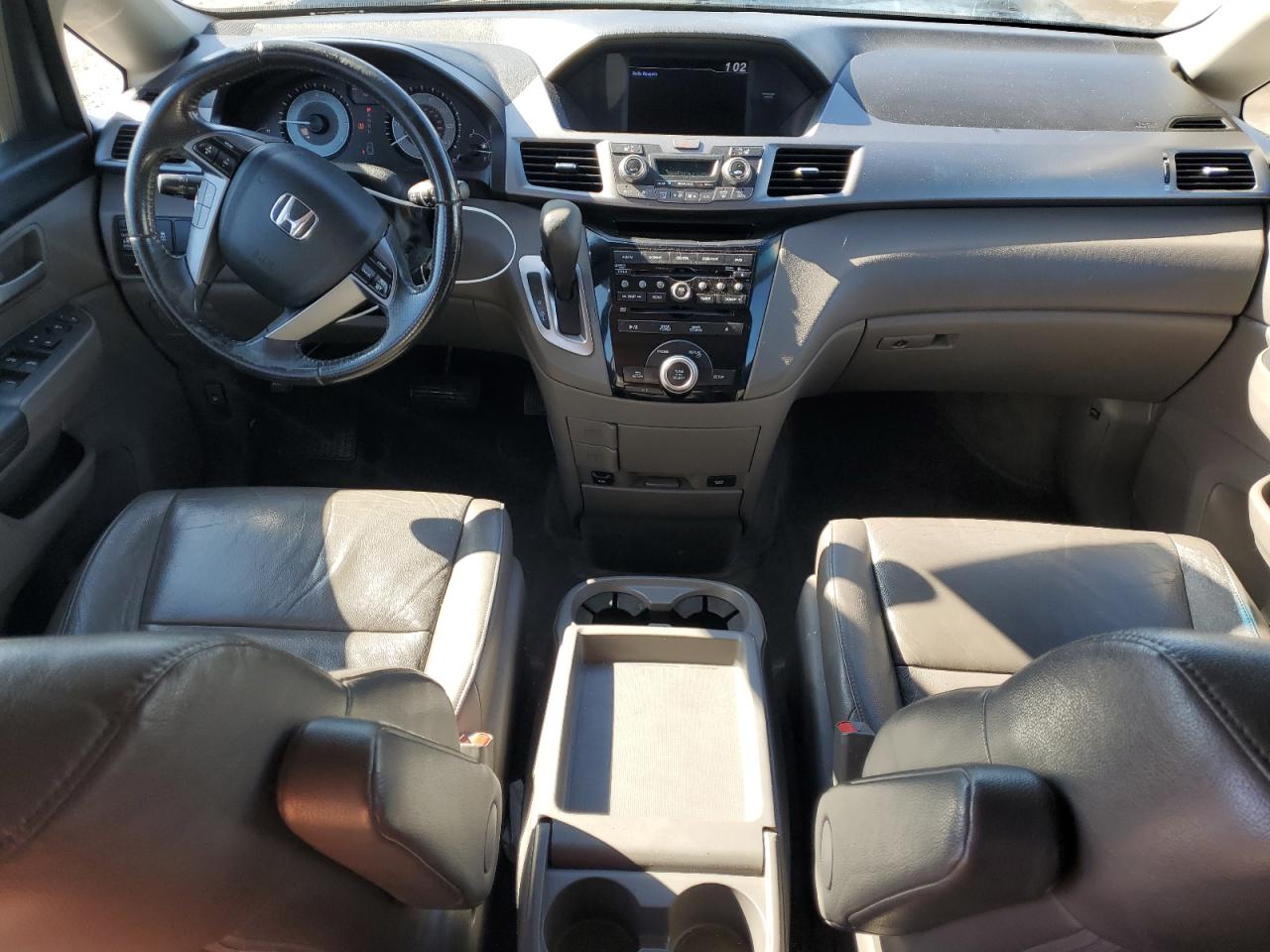 2011 Honda Odyssey - Image 8