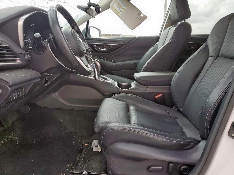  SUBARU OUTBACK 2023 Белы