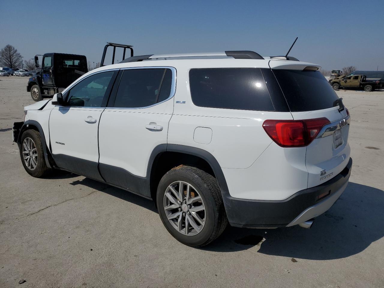 2018 GMC Acadia - Image 2