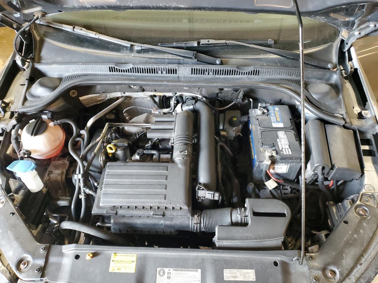 2016 Volkswagen Jetta - Image 11