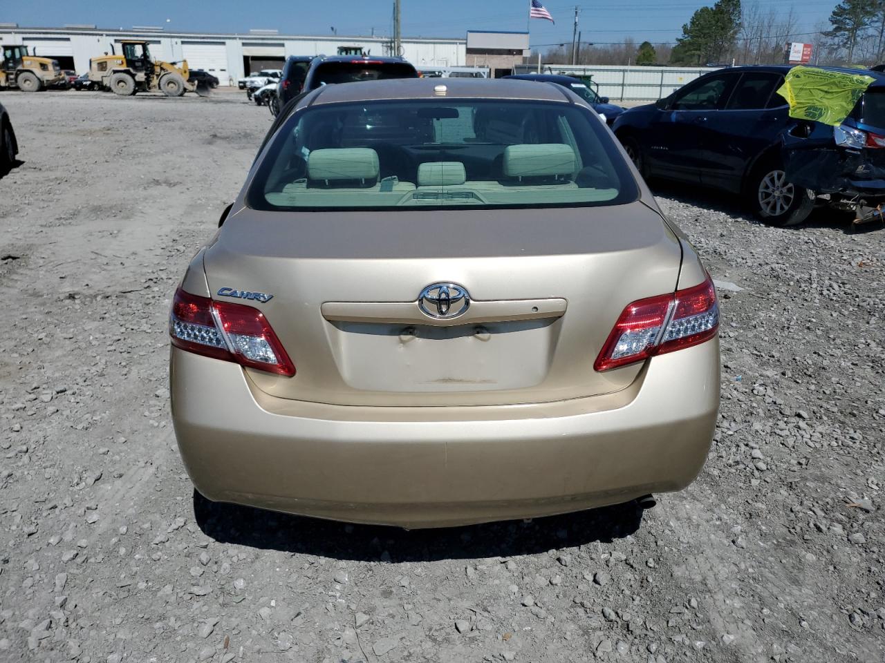 2011 Toyota Camry - Image 6
