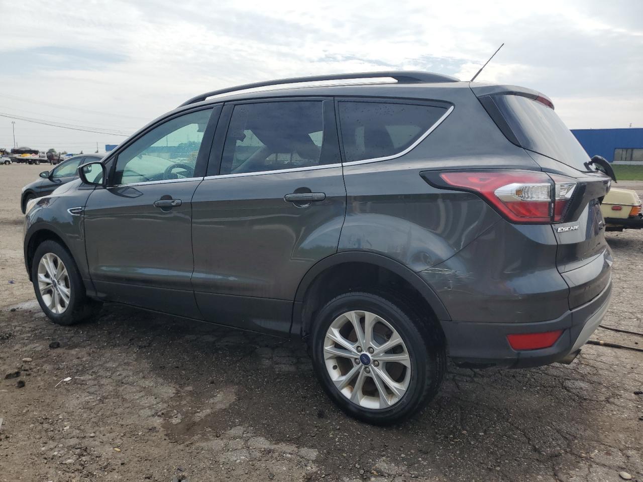 1FMCU9GD5JUA83106 FORD ESCAPE 2018