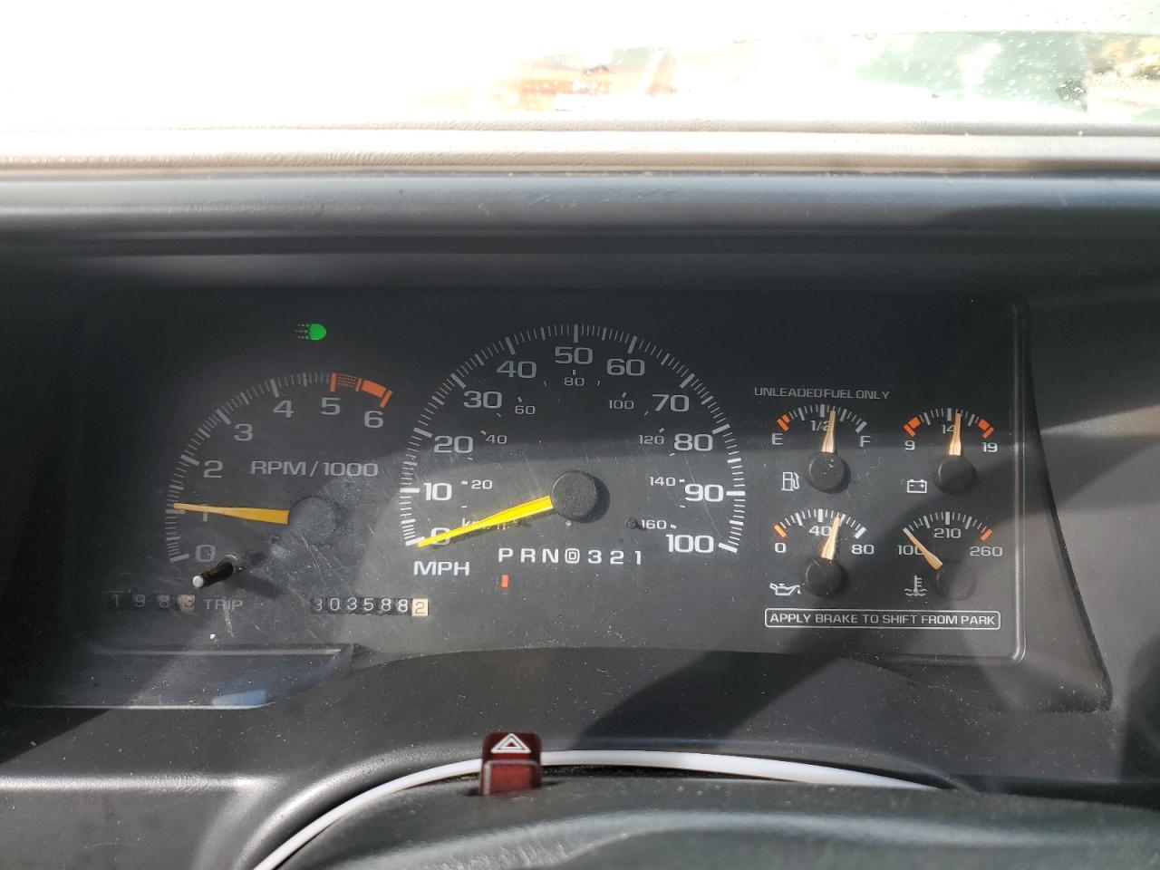 1996 Chevrolet Tahoe - Image 9