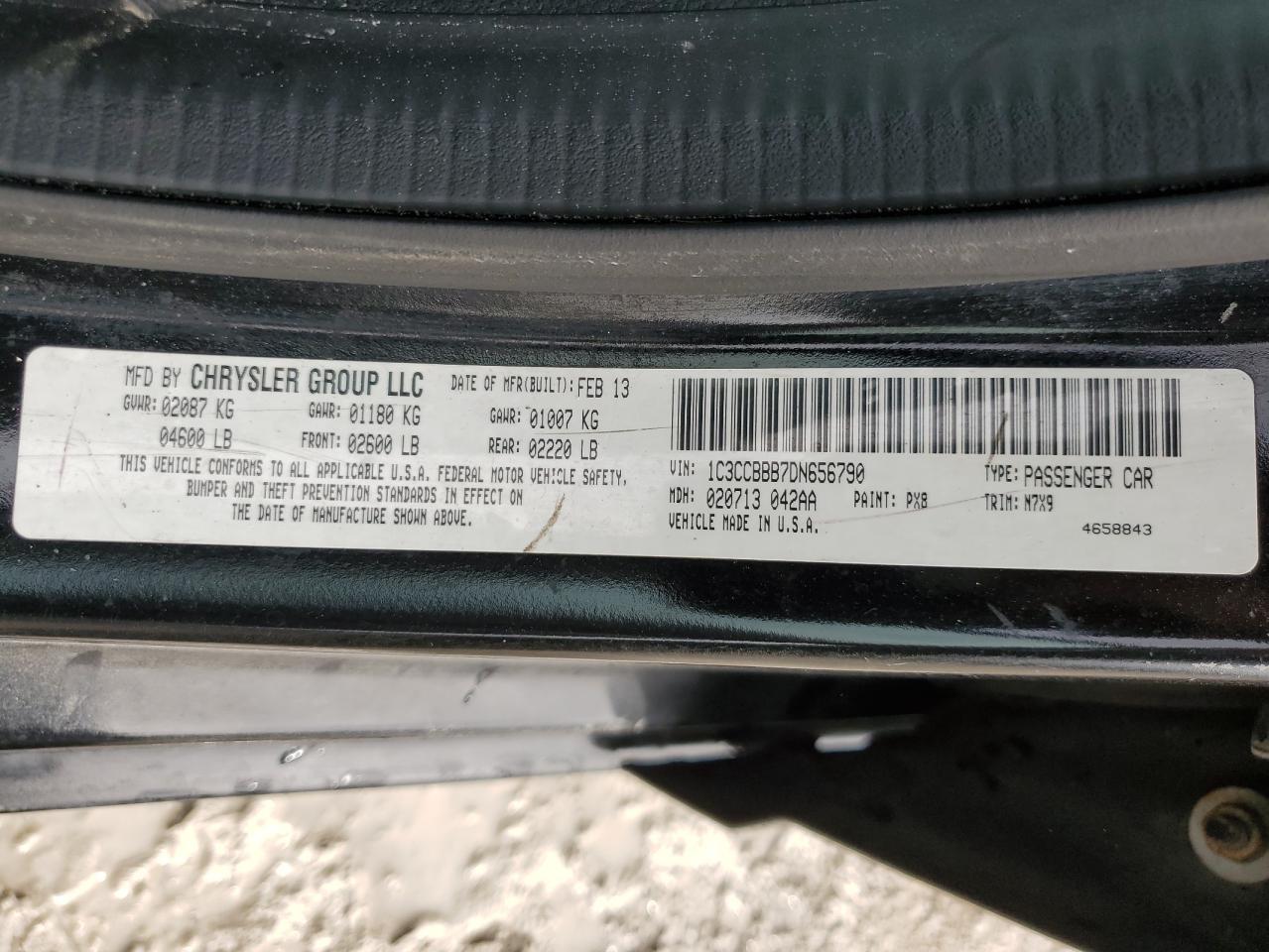 2013 Chrysler 200 - Image 12