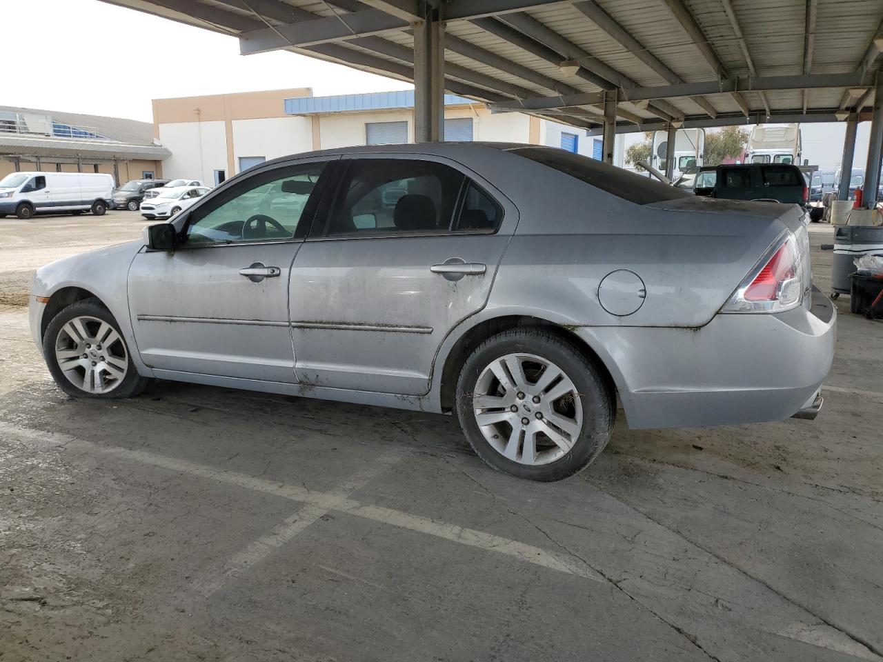 2006 Ford Fusion - Image 2