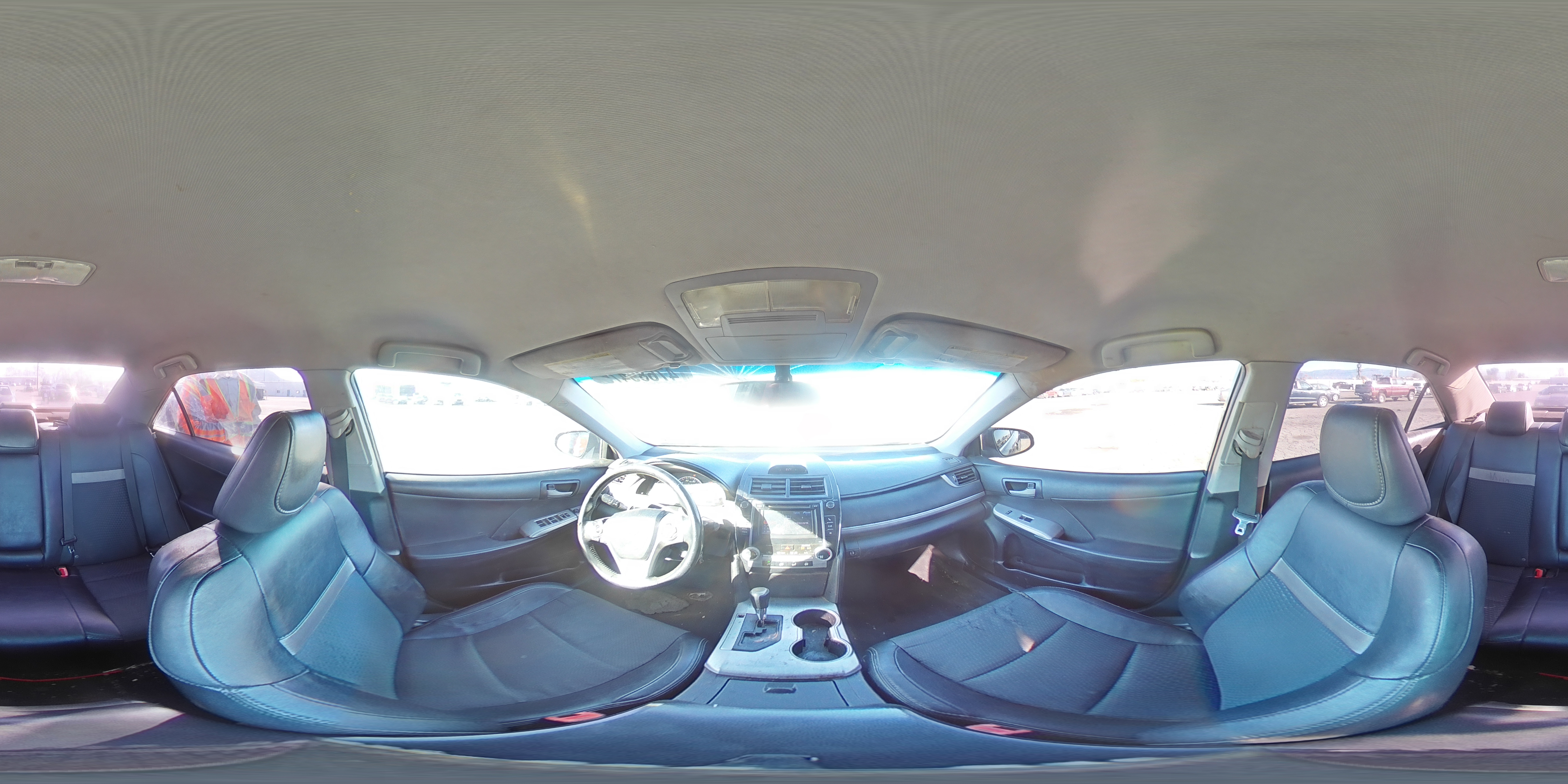 2013 Toyota Camry - Image 13