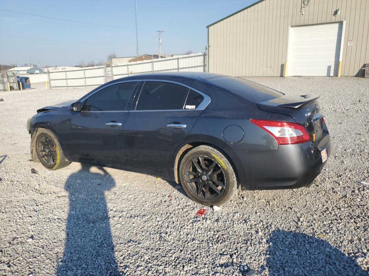 2009 Nissan Maxima - Image 2