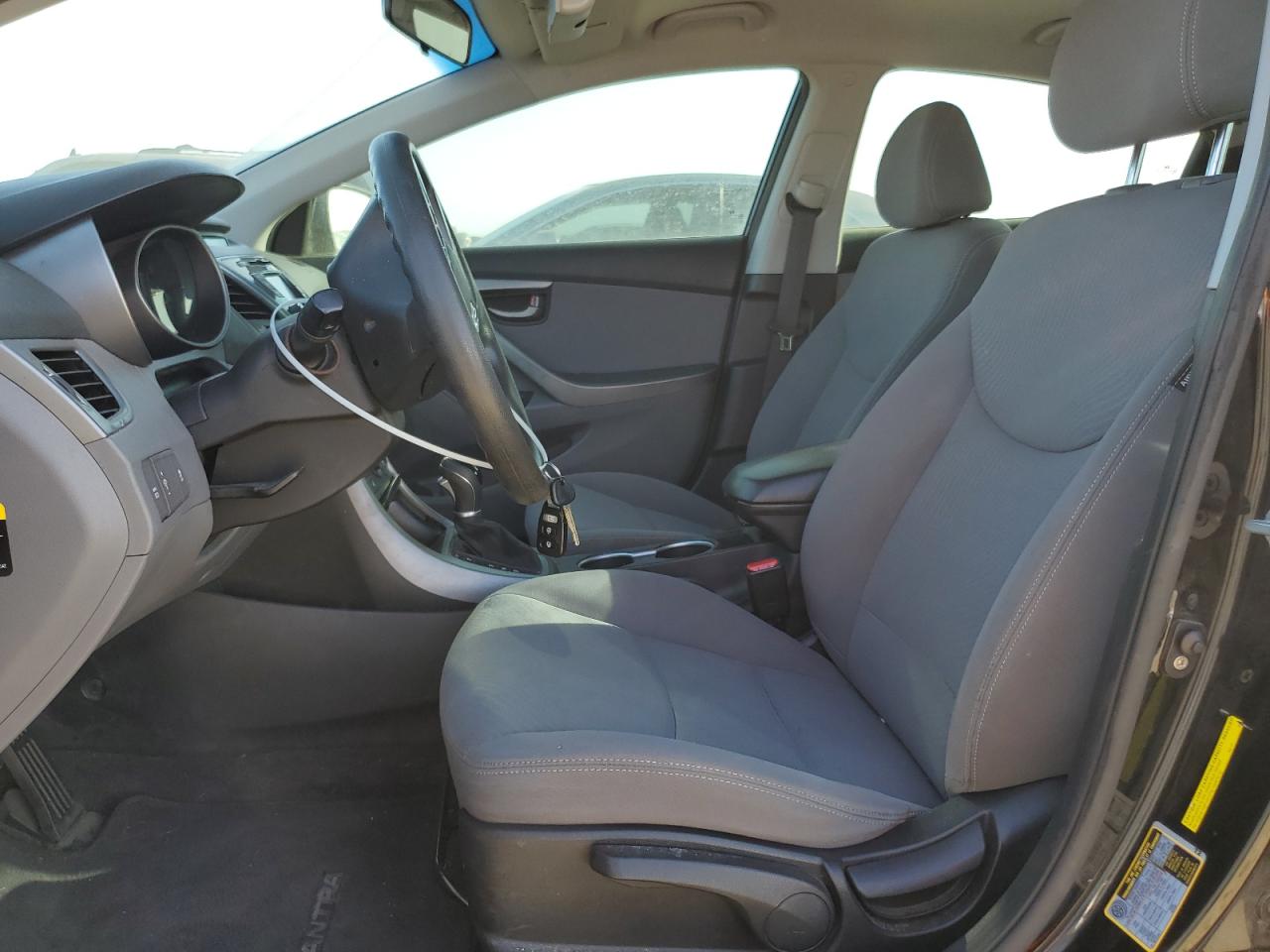 2014 Hyundai Elantra - Image 7