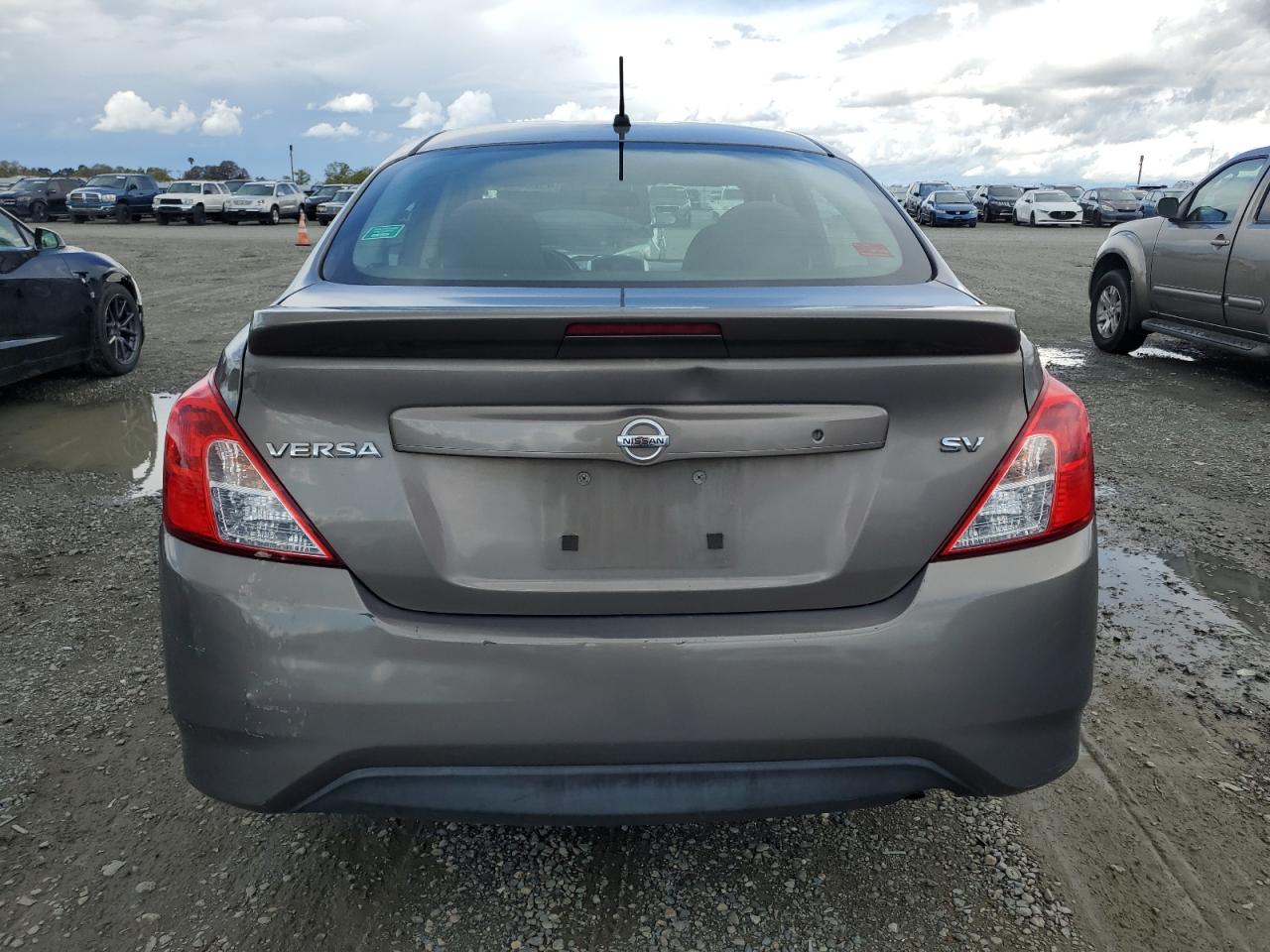 3N1CN7AP3HK412150 NISSAN VERSA 2017