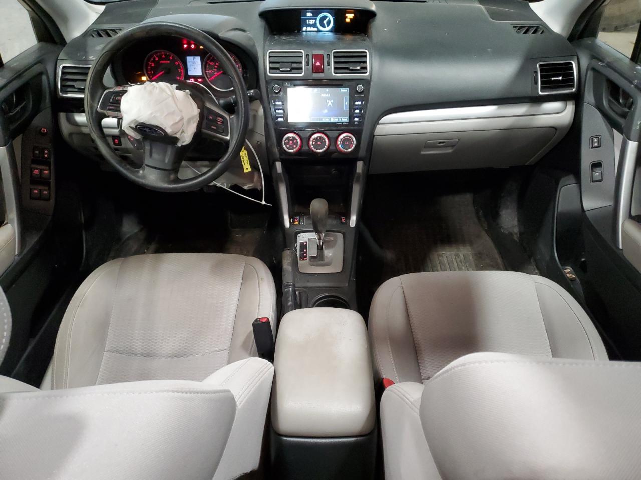 2016 Subaru Forester - Image 8