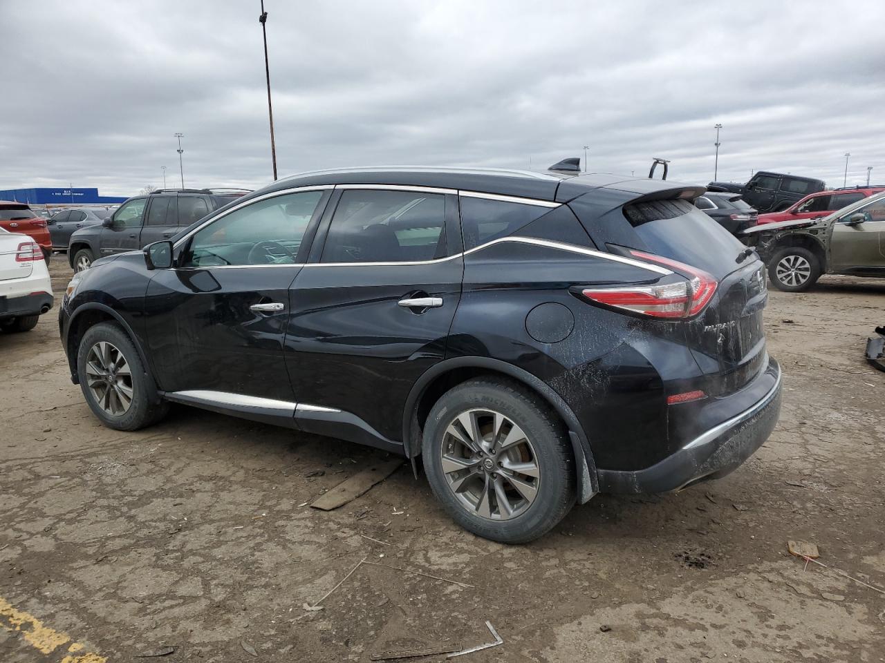 2018 Nissan Murano - Image 2