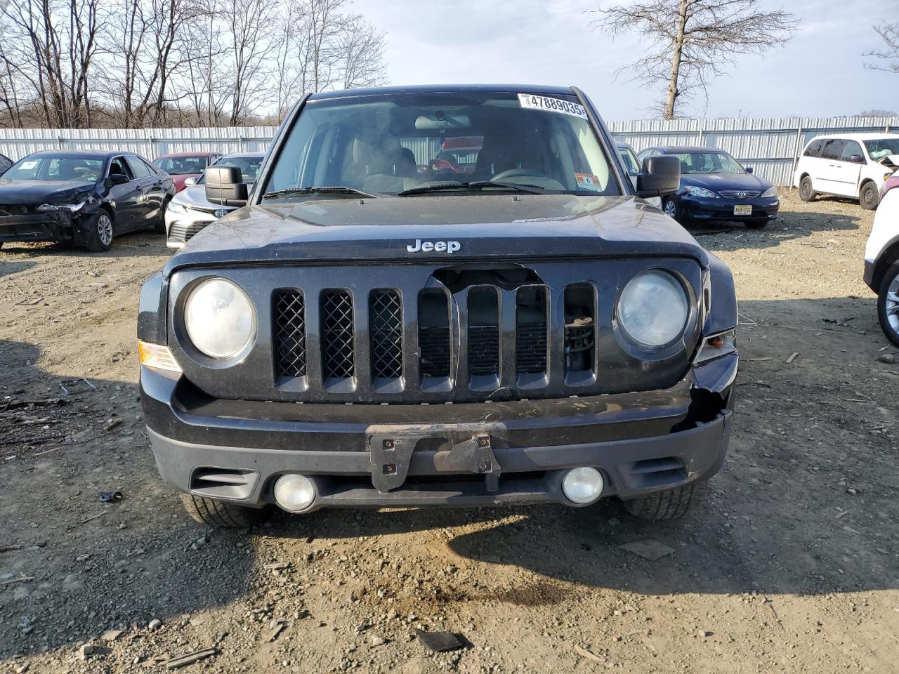 2012 Jeep Liberty (Patriot) - Image 5