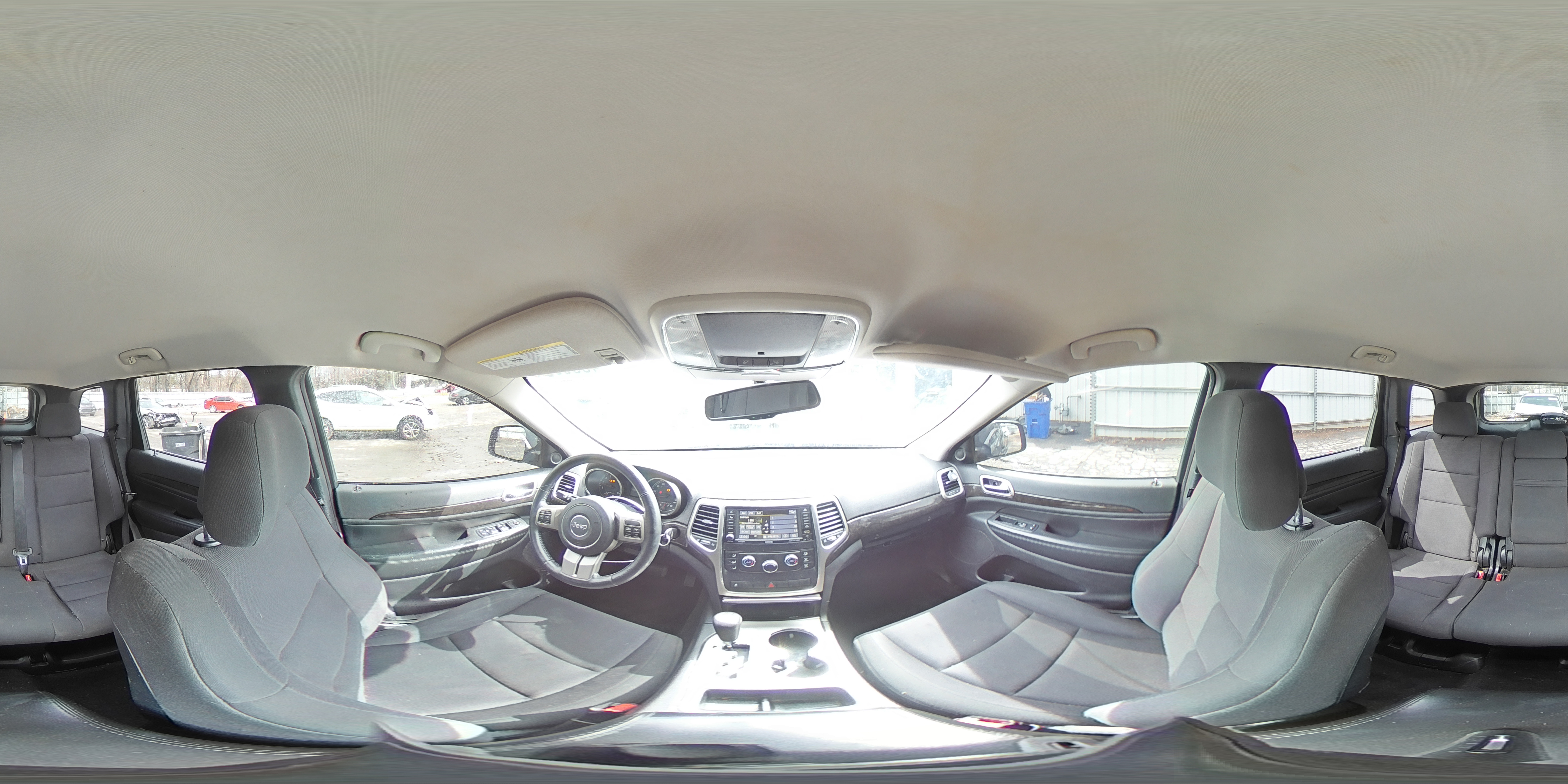 2013 Jeep Grand Cherokee - Image 15
