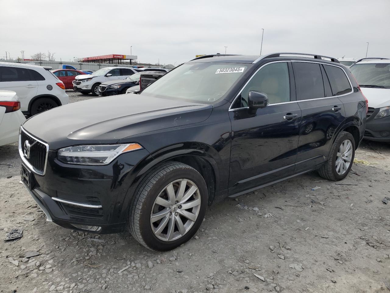2016 Volvo Xc90 T6 for Sale in Cahokia Heights, IL - Minor Dent/Scratches
