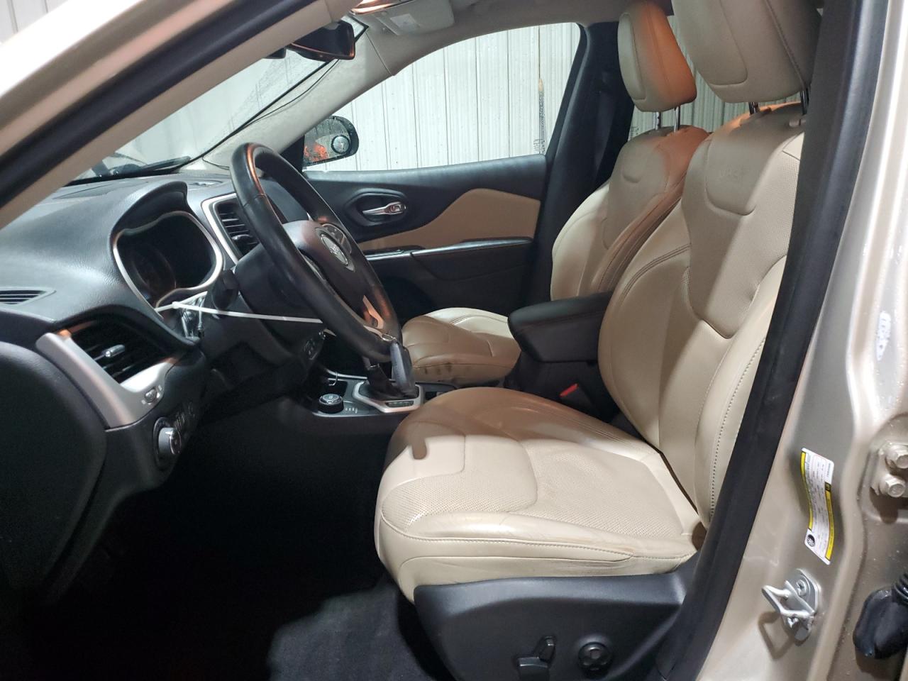 2015 Jeep Grand Cherokee - Image 7