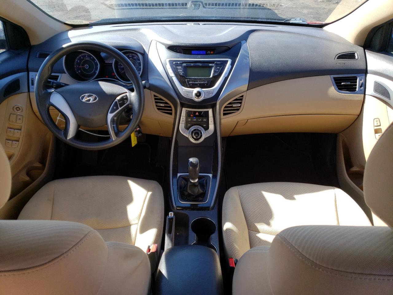 2012 Hyundai Elantra - Image 8