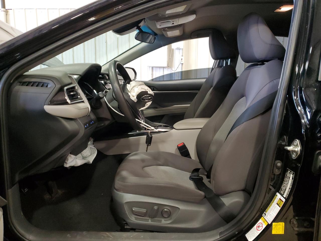 4T1B11HK2JU140347 TOYOTA CAMRY 2018