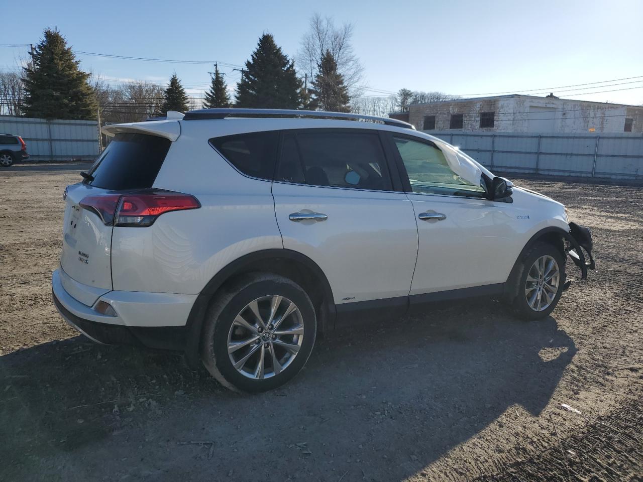 2018 Toyota RAV 4 - Image 3