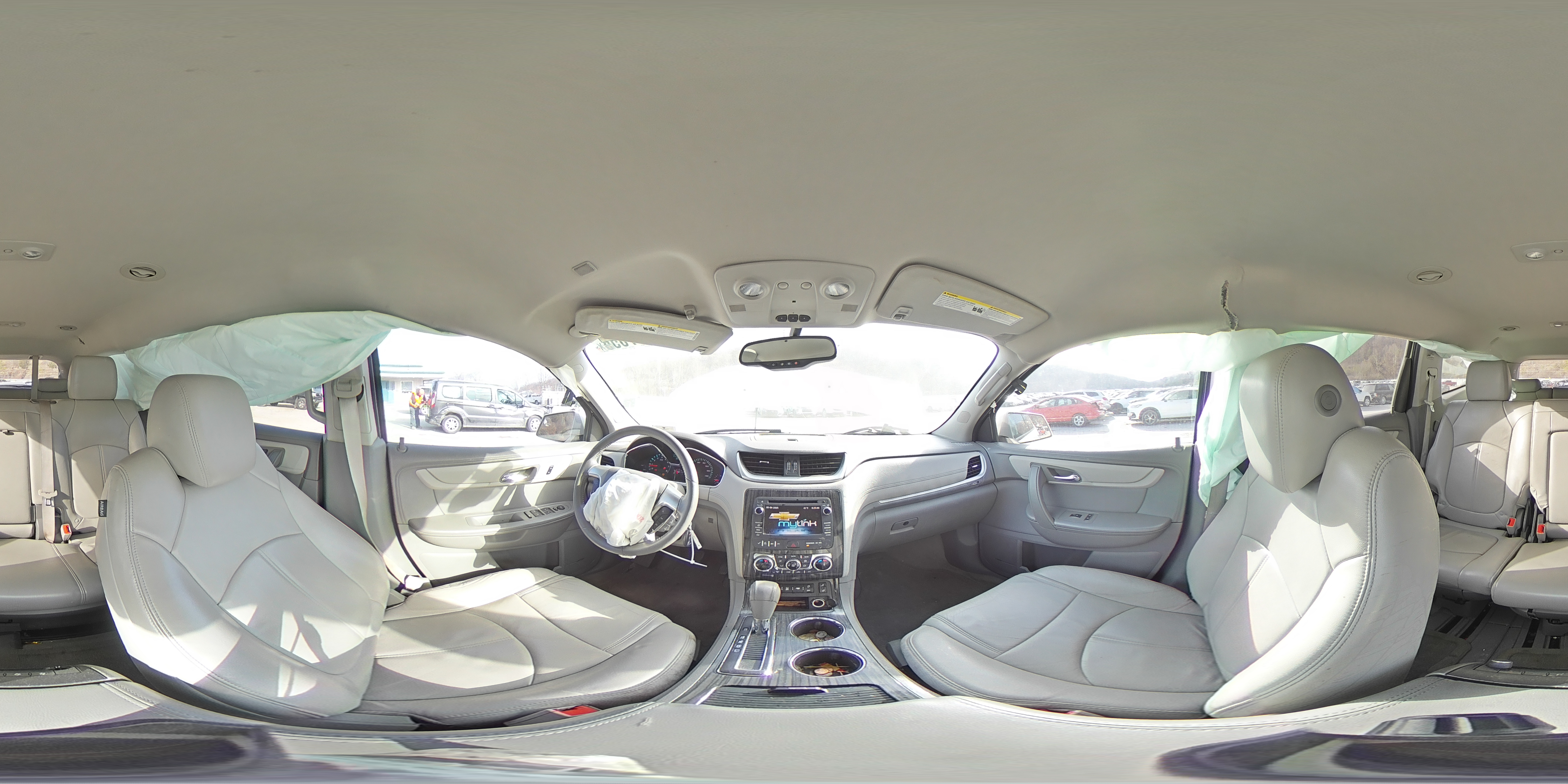 2013 Chevrolet Traverse - Image 14
