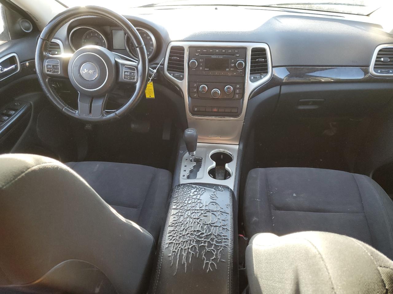 2012 Jeep Grand Cherokee - Image 8