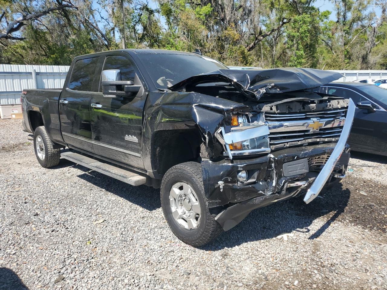2015 Chevrolet Silverado - Image 4