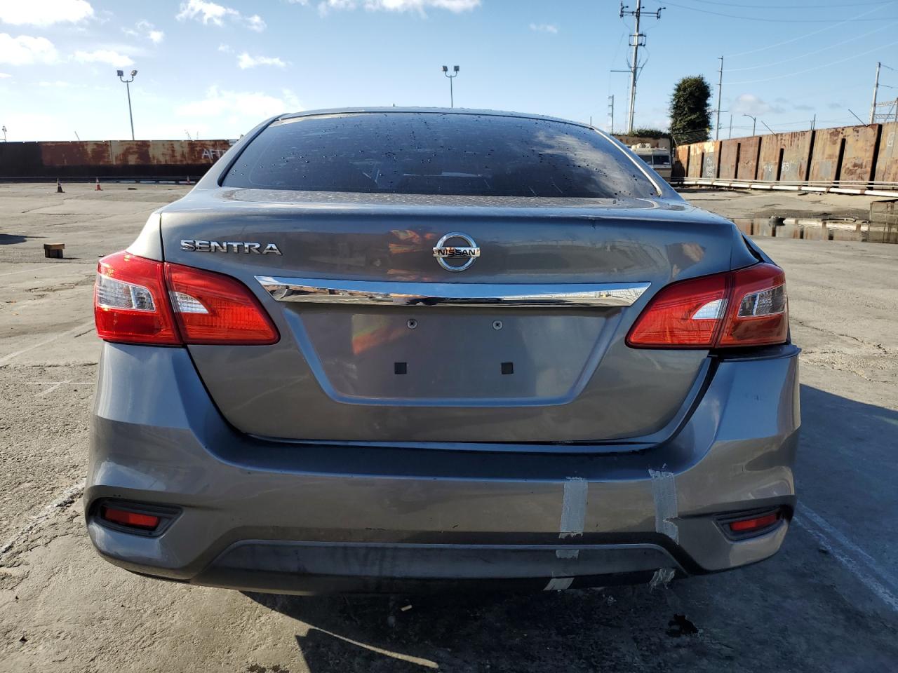 2016 Nissan Sentra - Image 6