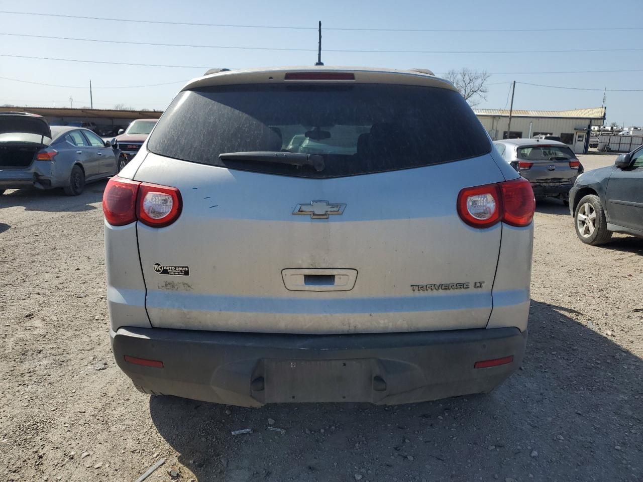 2011 Chevrolet Traverse - Image 6