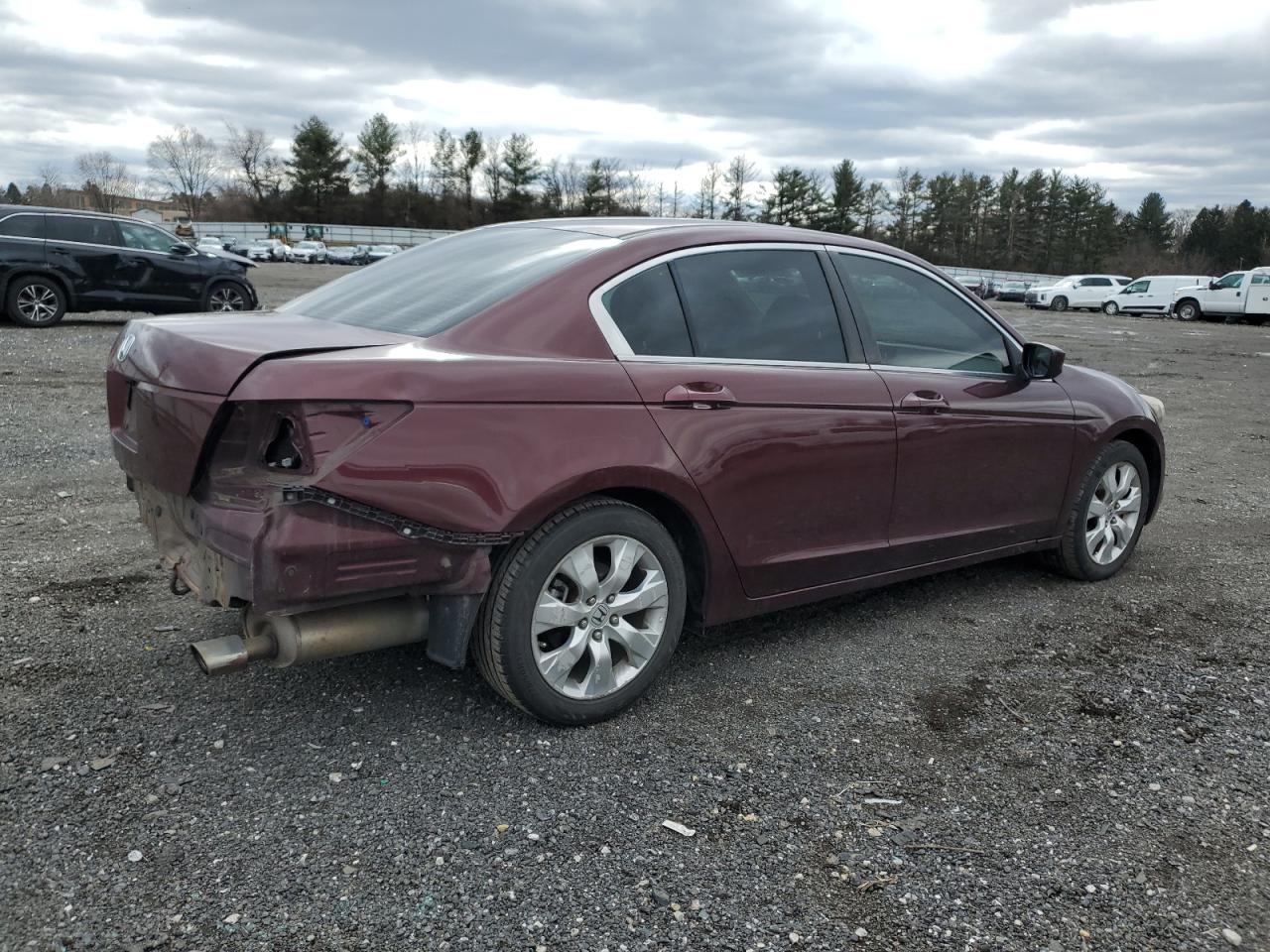 2010 Honda Accord - Image 3