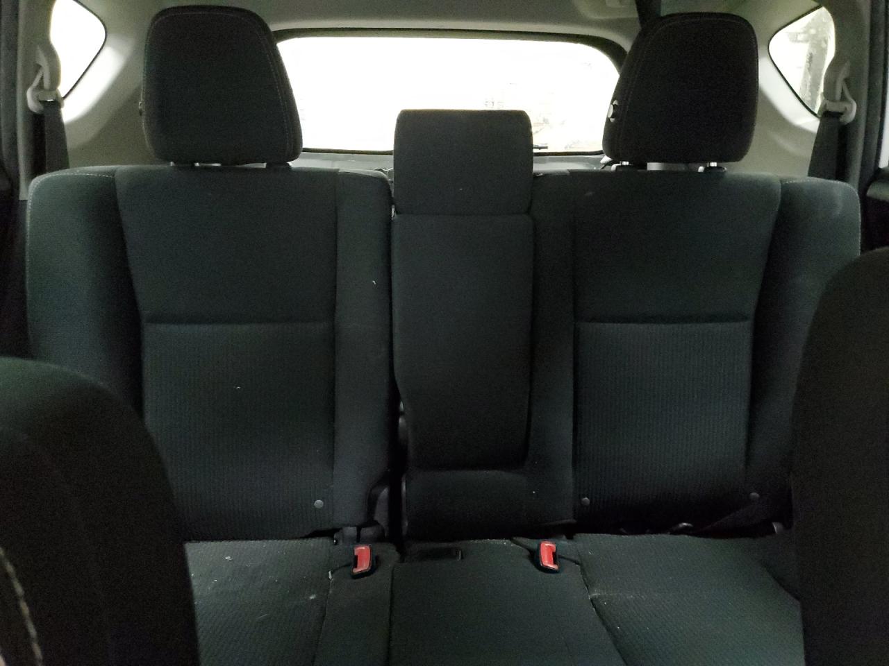 2015 Toyota RAV 4 - Image 10