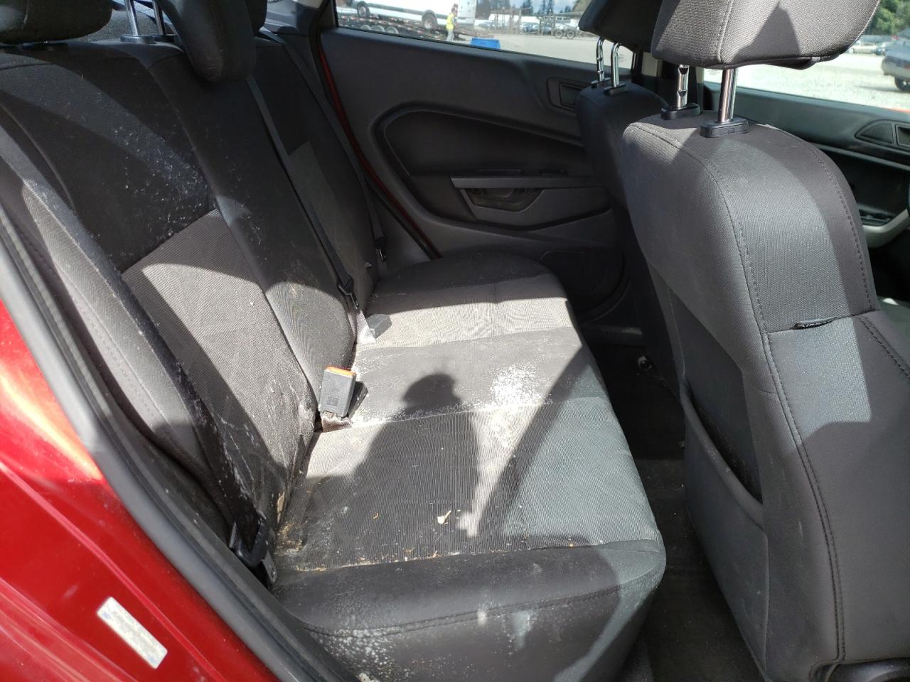 2013 Ford Fiesta - Image 10