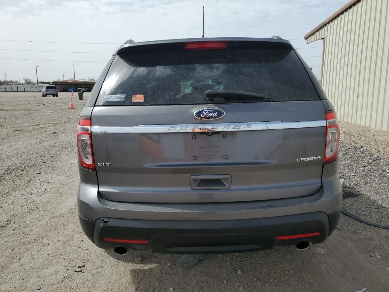 2014 Ford Explorer - Image 6