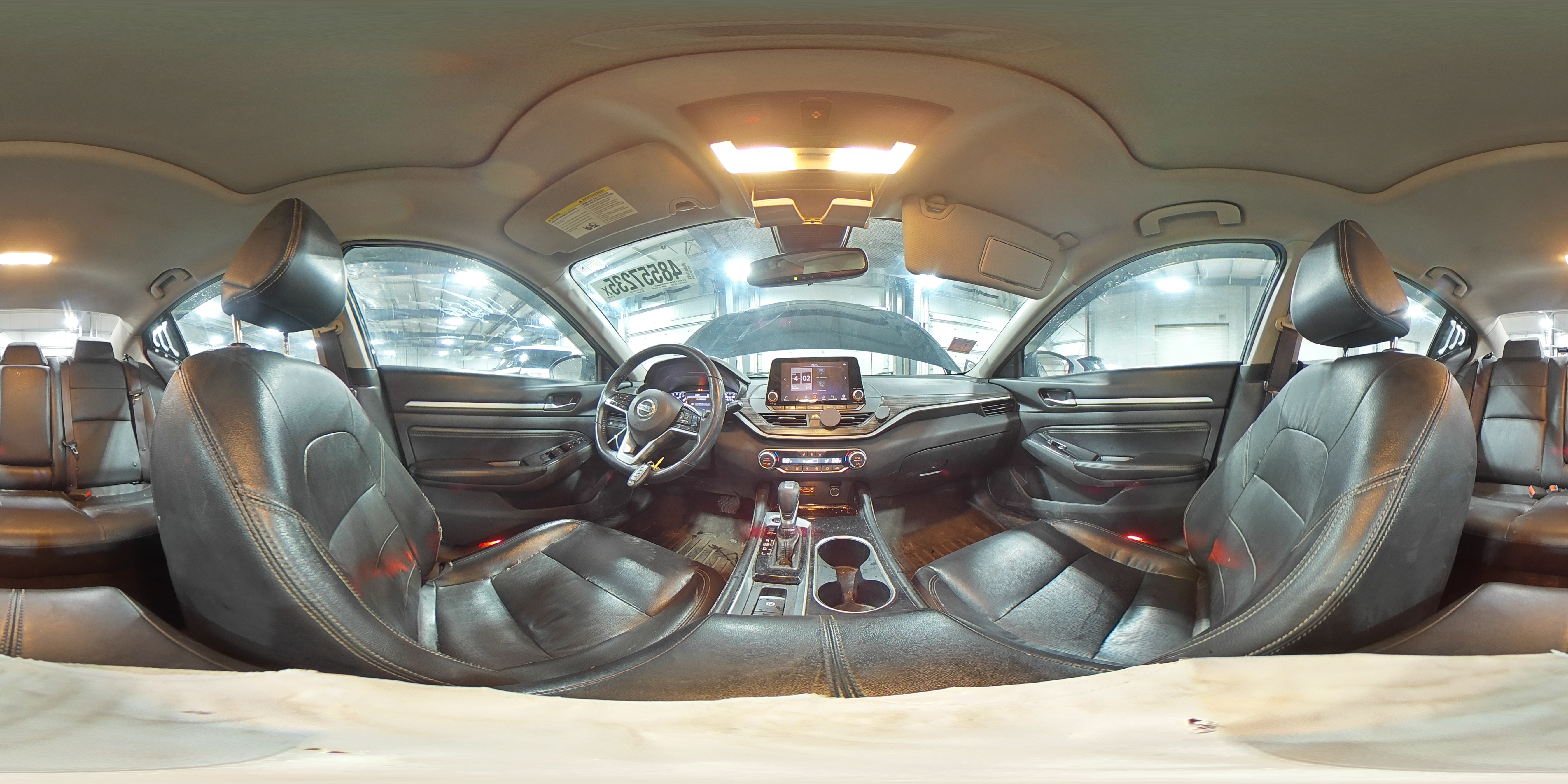 2020 Nissan Altima - Image 14